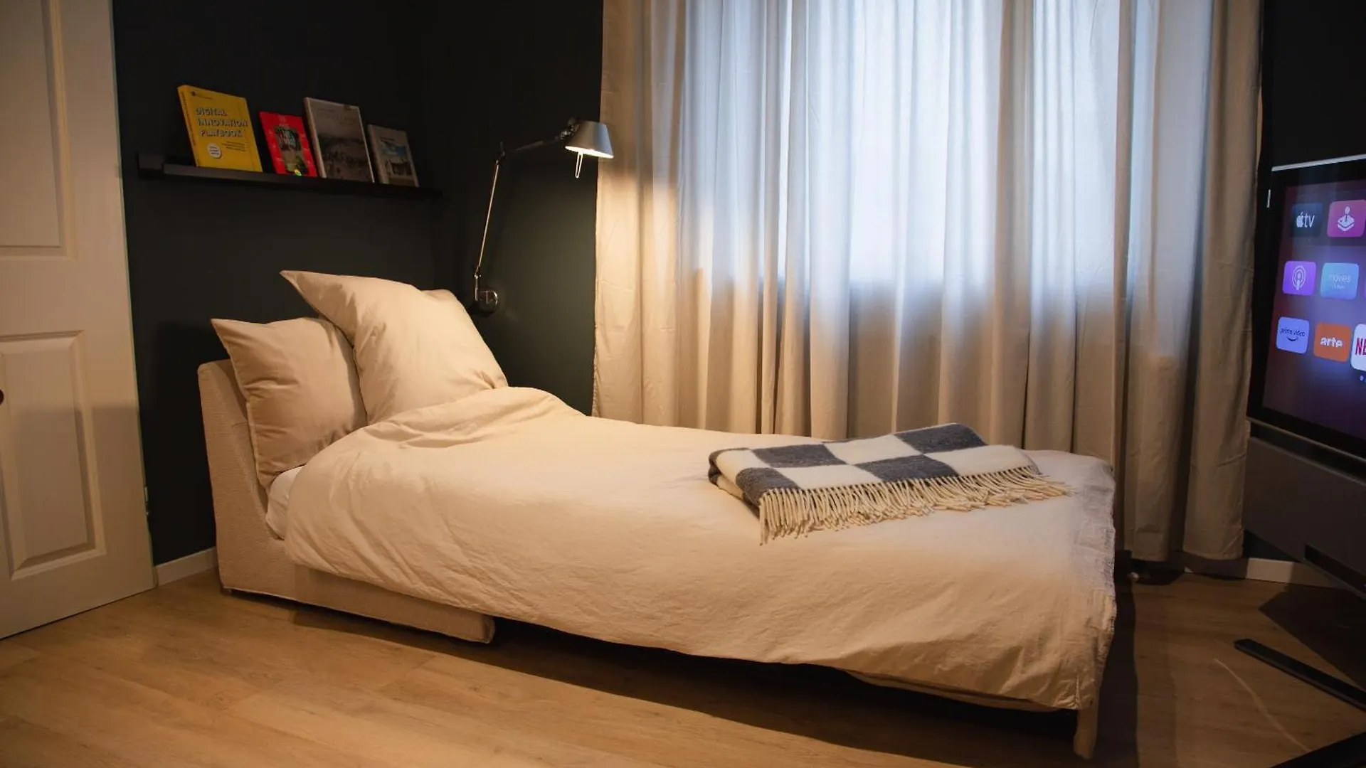 Appartamento Urbane Oase In Hinterhofresidenz Düsseldorf